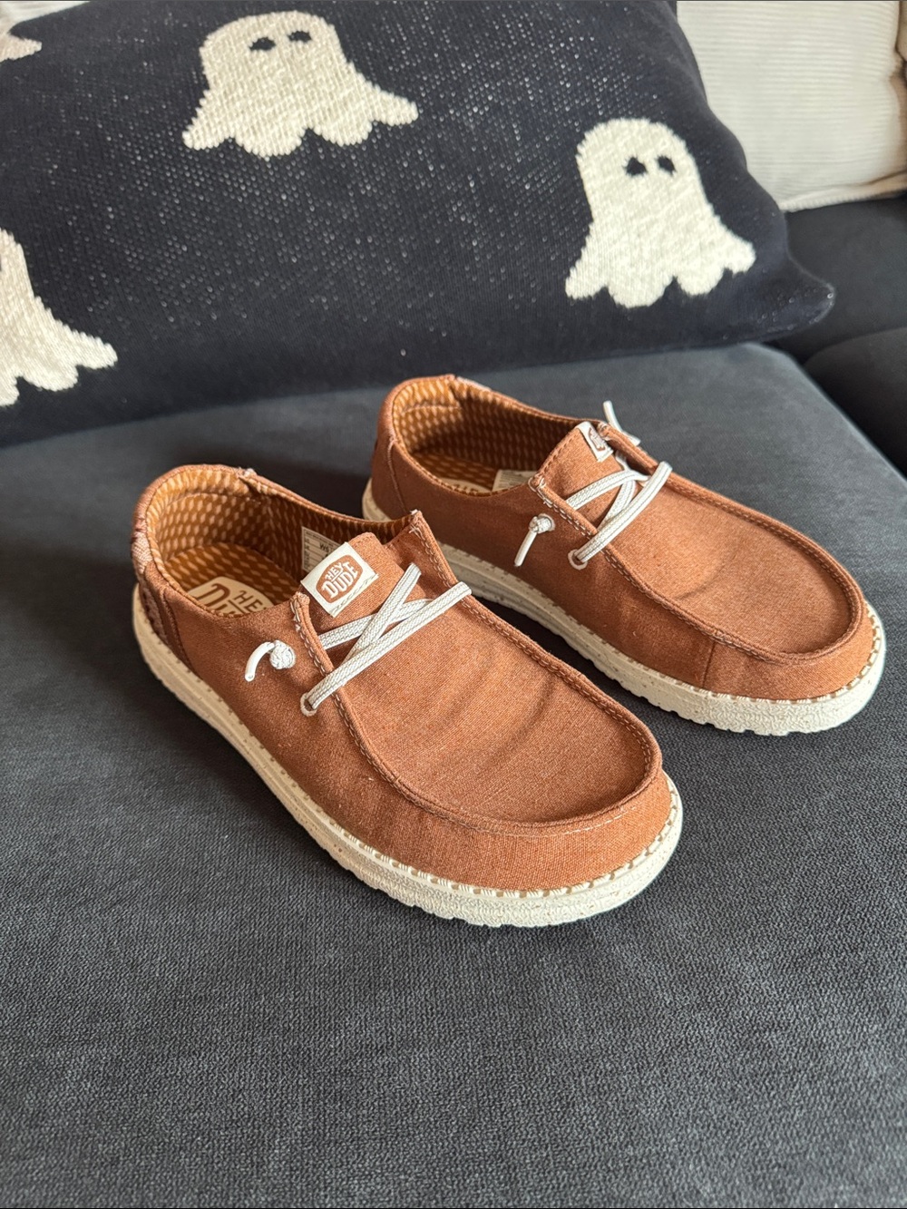 Hey Dude Brown size 6
